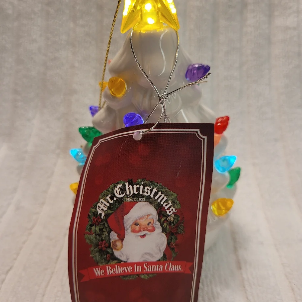 Mr. Christmas Nostalgic Tree Ornament with Gift Bag - New!